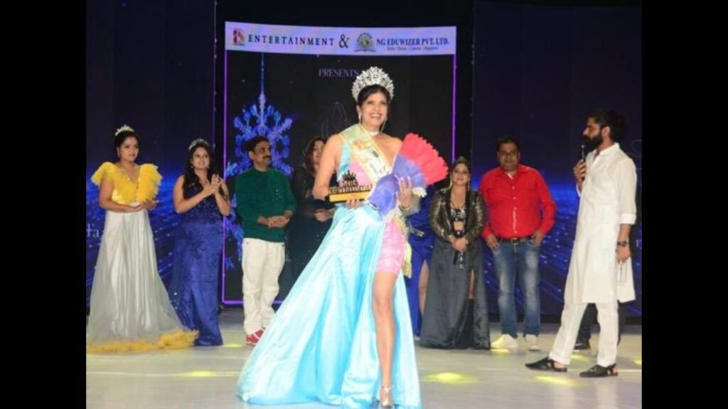 Sudhanshu Bala Singh, crowned Most Talented at Mrs. India Asia beauty contest 2023 - Entertainment - PNN Digital Sudhanshu Bala Singh, crowned Most Talented at Mrs. India Asia beauty contest 2023 - Sudhanshu Bala Singh, affectionately known as Sidhu, hails from Mumbai and is making significant mark in the fashion industry. Recently, she showcased her talent at the Mrs. Navi Mumbai Contest 2023, where her dedication and hard work led her to win the title of Queen of Navi Mumbai 2023. - PNN Digital