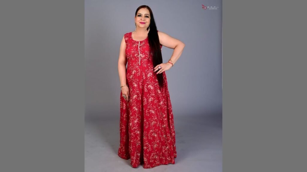 From Housewife to Pageant Queen: Anju Sharma's Remarkable Journey From COVID Warrior to Crown Winner - Entertainment - PNN Digital From Housewife to Pageant Queen: Anju Sharma's Remarkable Journey From COVID Warrior to Crown Winner - New Delhi (India) March 18: This article is about Anju Sharma aged 58 years she has been a simple housewife for 35 years but life had a surprise for her. Her life took a turn in the year 2021. She was selected for a pageant called Mrs. India one in a Million. It was organised at Taj vivanta (Dwarka). This happened after COVID second wave. She was a COVID warrior despite of her senior most personality she was the most liked respectable and popular person. She did yoga Jumba Dance and ramp walk. - PNN Digital