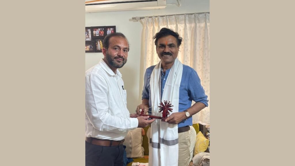 Renowned Ambedkarite, journalist, prolific writer, literary researcher, and eloquent speaker known across the country, Shri Kishor Makwana, has been appointed as the spokesperson of the Gujarat - National - PNN Digital Renowned Ambedkarite, journalist, prolific writer, literary researcher, and eloquent speaker known across the country, Shri Kishor Makwana, has been appointed as the spokesperson of the Gujarat - Surat (Gujarat) , March 14: Renowned Ambedkarite, journalist, prolific writer, literary researcher, and eloquent speaker known across the country, Shri Kishor Makwana, has been appointed as the spokesperson of the Gujarat Pradesh of the Indian People's Party by the President of India, Bharat Ratna Dr. Babasaheb Ambedkar. Congratulations. - PNN Digital