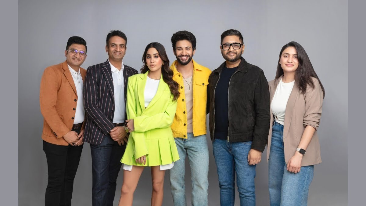 DIGITEK-Partners-with-Bollywood-Brightest-Stars-Janhvi-Kapoor-Rohit-Saraf-for-a-New-Era-of-Innovation-1