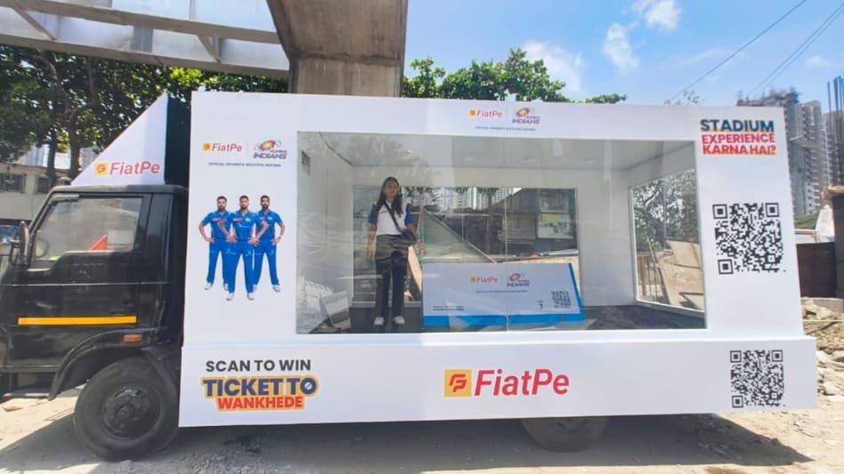 From-Truck-to-Talk-of-the-Town-FiatPes-Wankhede-Campaign-Ticket-To-Wankhede-Truck-was-a-Showstopper-1