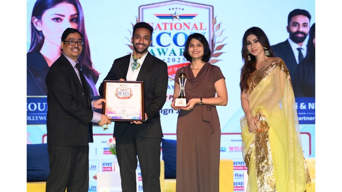 2526004726-Navid-Irani