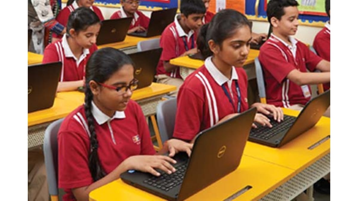 What-Helps-Students-Consistently-Excel-in-Their-10th-Board-Exams