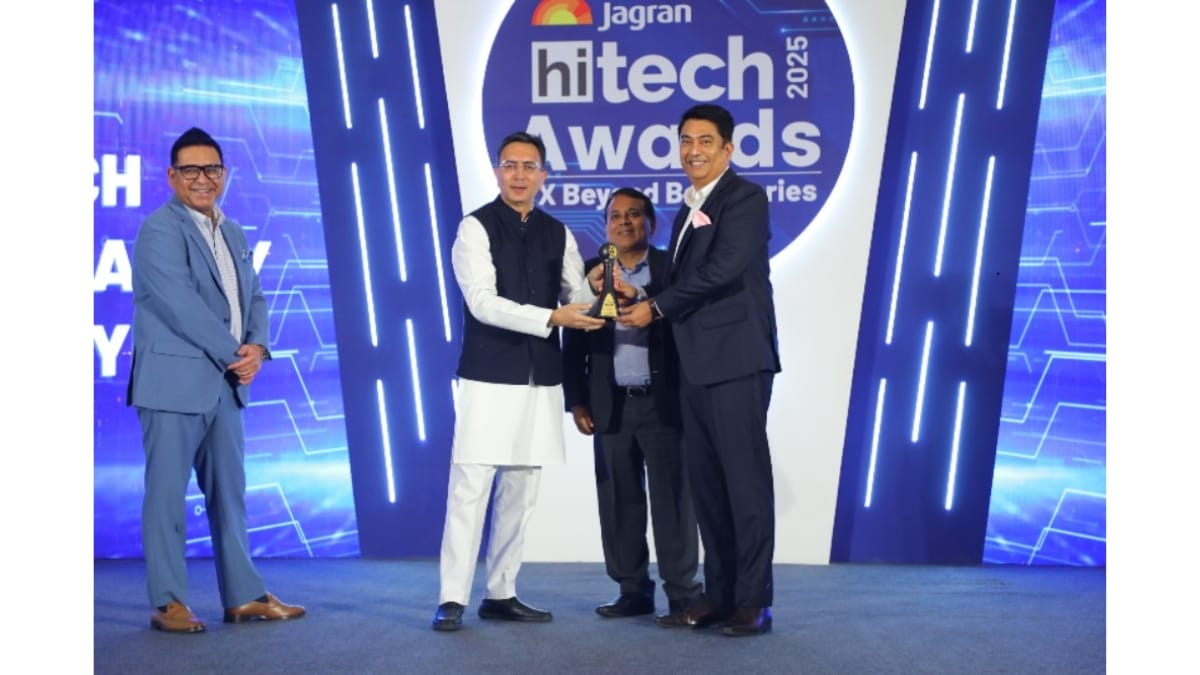 Ravi-Kunwar-Honored-as-Tech